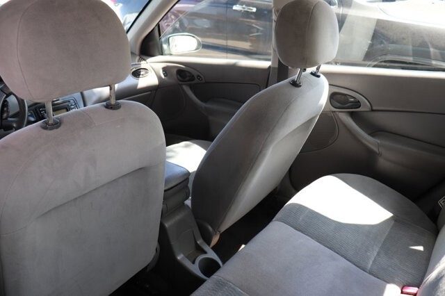 2001 Ford Focus in Pompano Beach, FL 33064 - 1246750 18