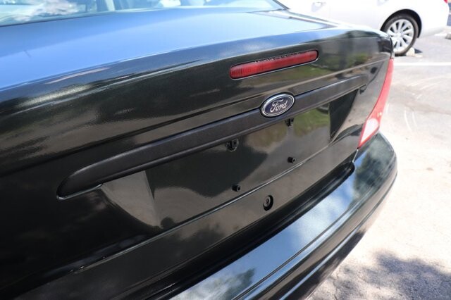 2001 Ford Focus in Pompano Beach, FL 33064 - 1246750 8