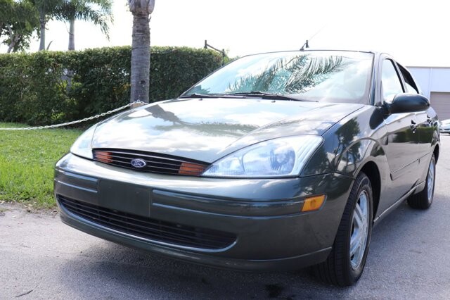 2001 Ford Focus in Pompano Beach, FL 33064 - 1246750 2