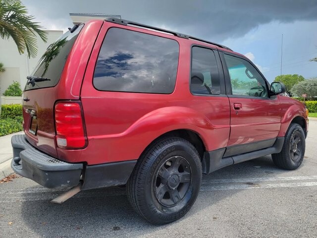 2003 Ford Explorer in Pompano Beach, FL 33064 - 1268844 5