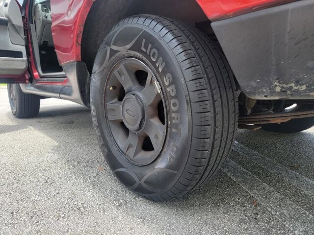 2003 Ford Explorer in Pompano Beach, FL 33064 - 1268844 19