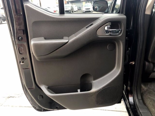 2011 Nissan Frontier in Belleville, NJ 07109-2923 - 1308069 15