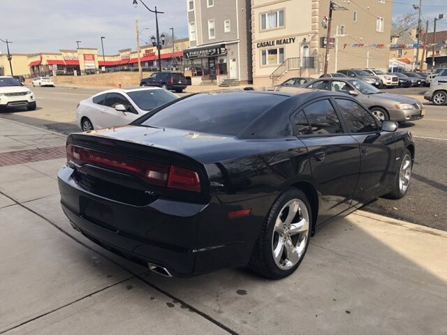 2013 Dodge Charger in Belleville, NJ 07109-2923 - 1373601 4