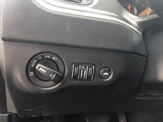 2013 Dodge Charger in Belleville, NJ 07109-2923 - 1373601 26