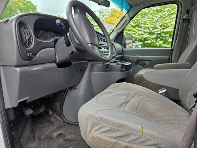2007 Ford E-250 and Econoline 250 in Blauvelt, NY 10913 - 1394398 10