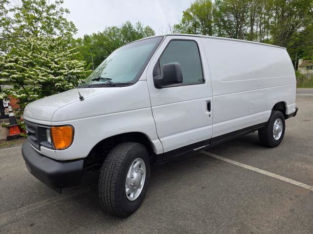 2007 Ford E-250 and Econoline 250 in Blauvelt, NY 10913 - 1394398 4