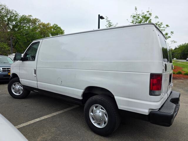 2007 Ford E-250 and Econoline 250 in Blauvelt, NY 10913 - 1394398 6