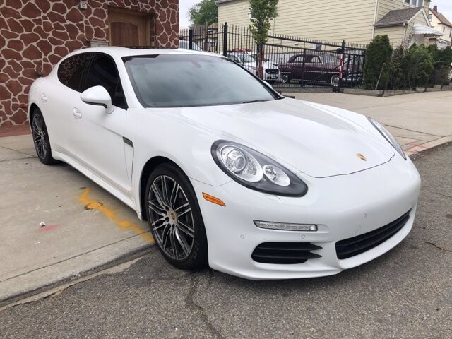 2015 Porsche Panamera in Belleville, NJ 07109-2923 - 1404959 3