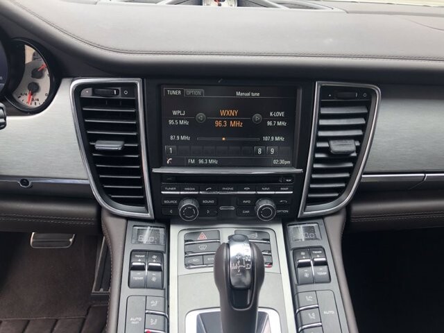 2015 Porsche Panamera in Belleville, NJ 07109-2923 - 1404959 22