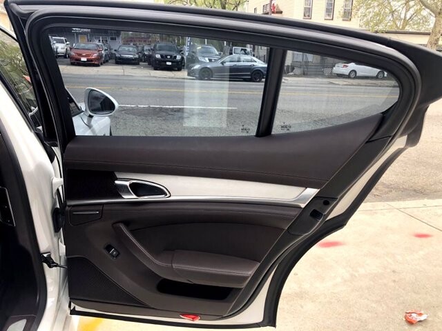 2015 Porsche Panamera in Belleville, NJ 07109-2923 - 1404959 40