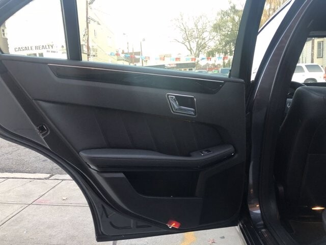 2010 Mercedes-Benz E 350 in Belleville, NJ 07109-2923 - 1410803 18