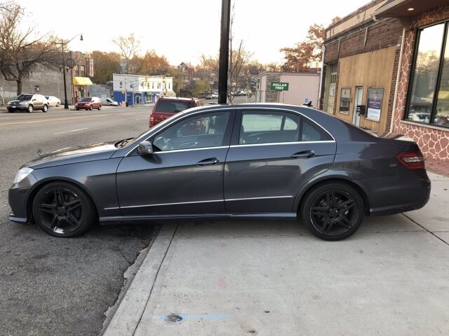 2010 Mercedes-Benz E 350 in Belleville, NJ 07109-2923 - 1410803 7