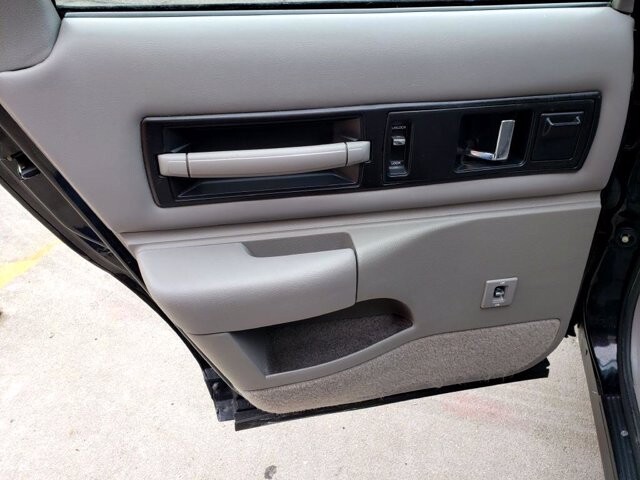 1996 Chevrolet Impala in Belleville, NJ 07109-2923 - 1437141 38