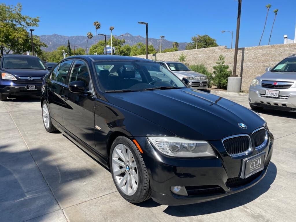 2011 BMW 328i in Pasadena, CA 91107 - 1437714 22