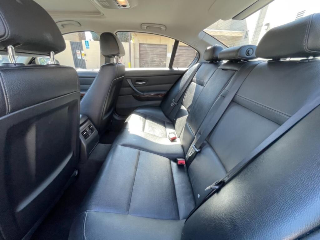 2011 BMW 328i in Pasadena, CA 91107 - 1437714 29