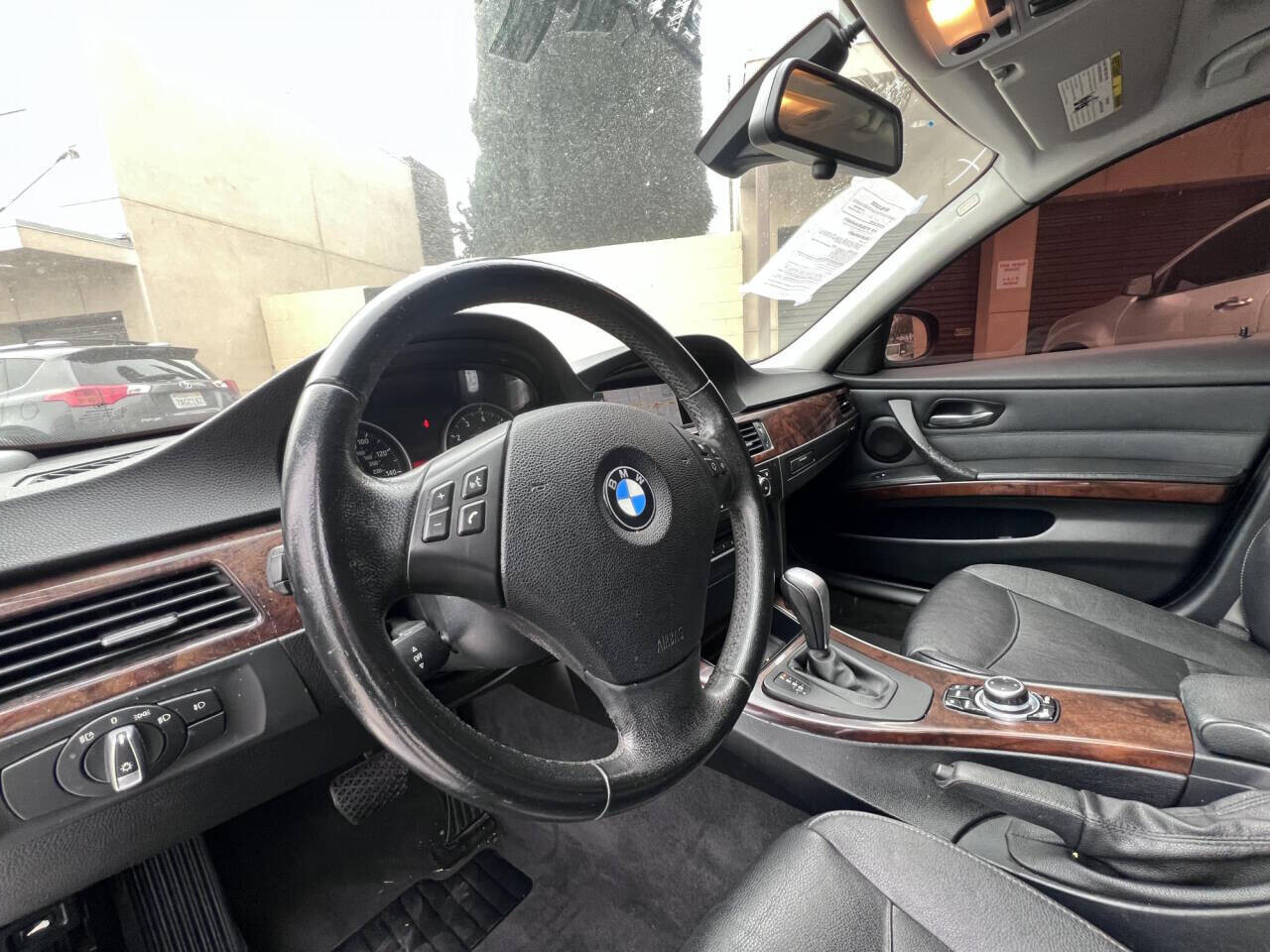 2011 BMW 328i in Pasadena, CA 91107 - 1437714 9