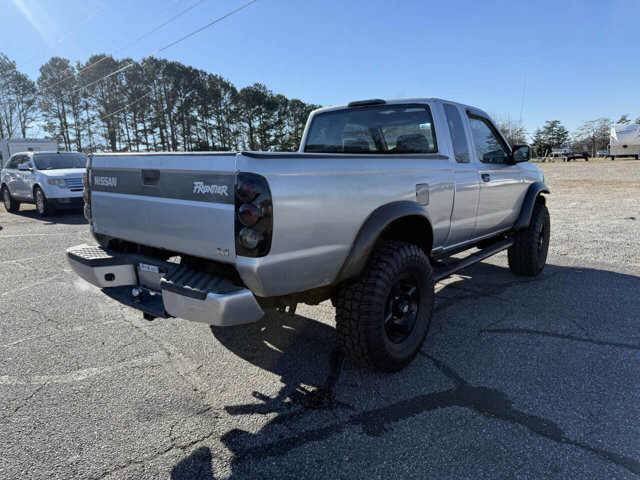 2000 Nissan Frontier in Hickory, NC 28602-5144 - 1478607 6