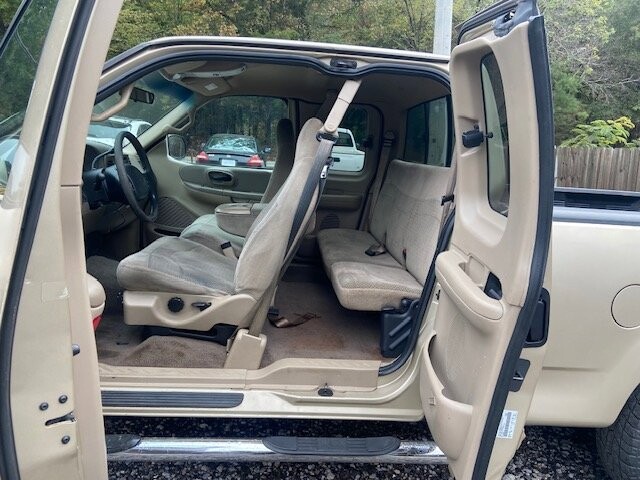 2000 Ford F150 in Birmingham, AL 35215 - 1503531 5