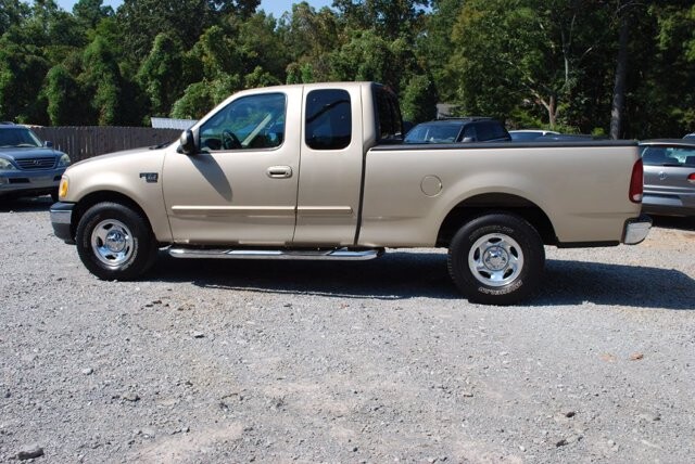 2000 Ford F150 in Birmingham, AL 35215 - 1503531 7