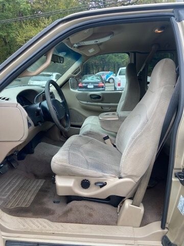 2000 Ford F150 in Birmingham, AL 35215 - 1503531 4