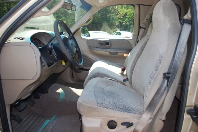 2000 Ford F150 in Birmingham, AL 35215 - 1503531 18