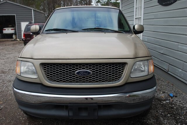 2000 Ford F150 in Birmingham, AL 35215 - 1503531 4