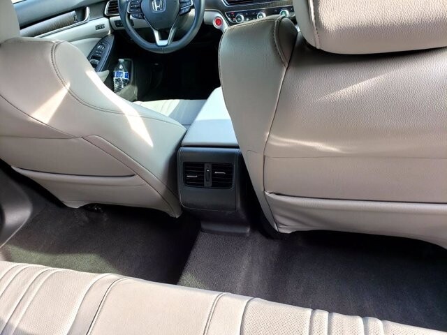 2018 Honda Accord in Belleville, NJ 07109-2923 - 1549435 54