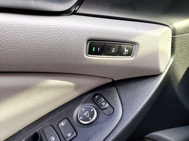 2018 Honda Accord in Belleville, NJ 07109-2923 - 1549435 61