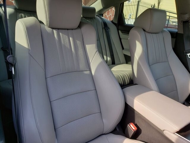 2018 Honda Accord in Belleville, NJ 07109-2923 - 1549435 12