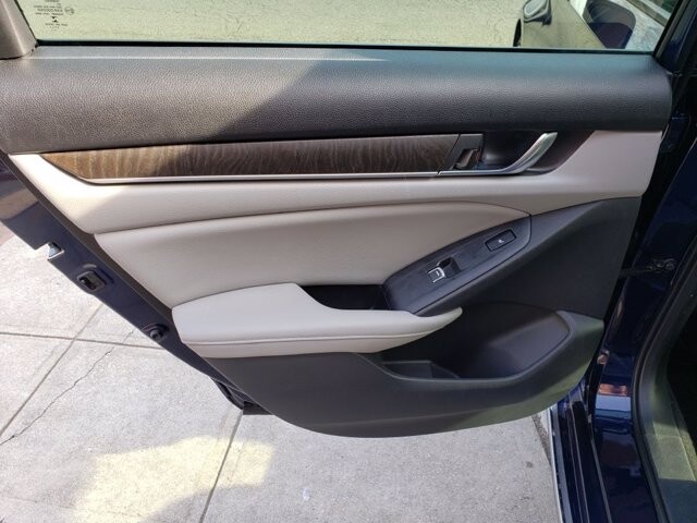 2018 Honda Accord in Belleville, NJ 07109-2923 - 1549435 18