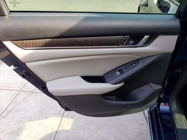 2018 Honda Accord in Belleville, NJ 07109-2923 - 1549435 56