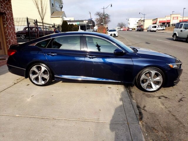2018 Honda Accord in Belleville, NJ 07109-2923 - 1549435 42