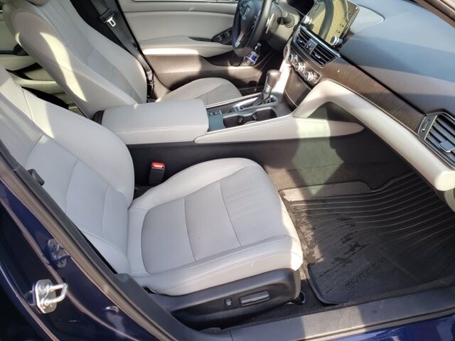 2018 Honda Accord in Belleville, NJ 07109-2923 - 1549435 10