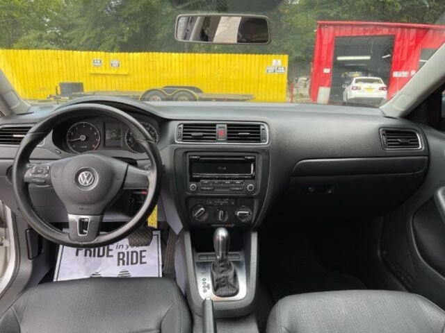 2012 Volkswagen Jetta in Austell, GA 30168 - 1551184 14