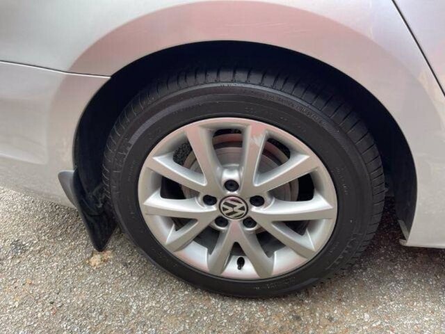 2012 Volkswagen Jetta in Austell, GA 30168 - 1551184 21