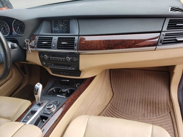 2010 BMW X5 in Belleville, NJ 07109-2923 - 1554721 11