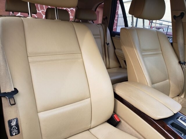 2010 BMW X5 in Belleville, NJ 07109-2923 - 1554721 12