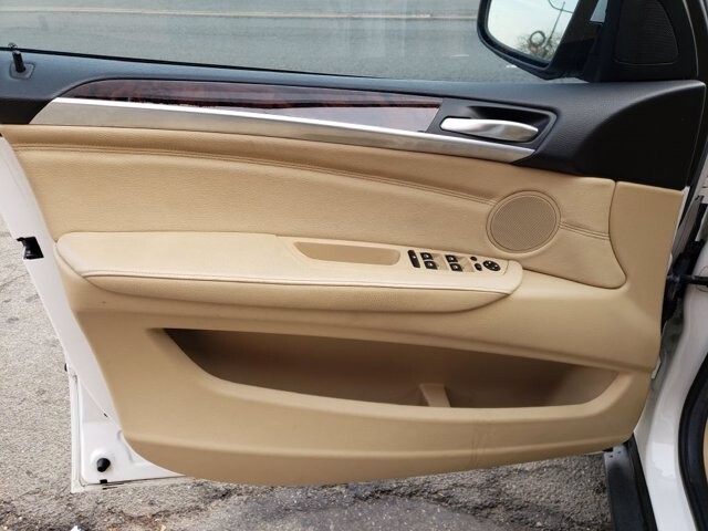 2010 BMW X5 in Belleville, NJ 07109-2923 - 1554721 23