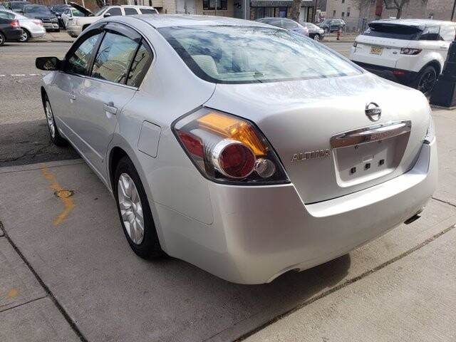 2012 Nissan Altima in Belleville, NJ 07109-2923 - 1570940 7