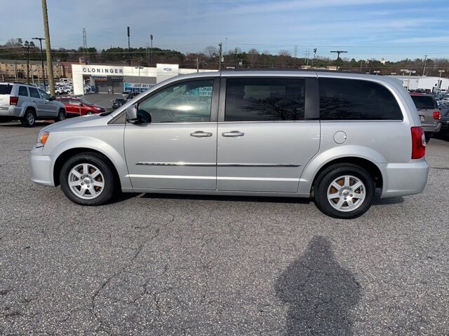 2012 Chrysler Town & Country in Hickory, NC 28602-5144 - 1577733 54