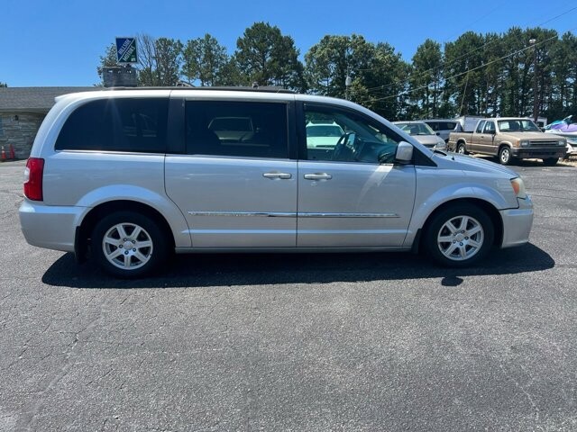 2012 Chrysler Town & Country in Hickory, NC 28602-5144 - 1577733 33