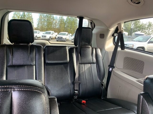 2012 Chrysler Town & Country in Hickory, NC 28602-5144 - 1577733 60