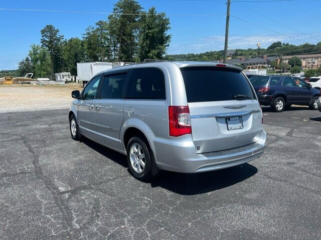 2012 Chrysler Town & Country in Hickory, NC 28602-5144 - 1577733 30