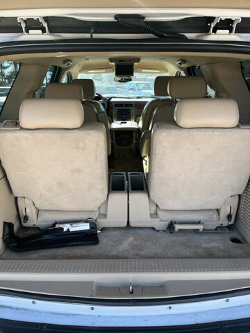 2007 GMC Yukon in Hickory, NC 28602-5144 - 1584770 12