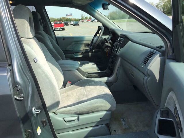 2003 Honda Pilot in Madison, TN 37115 - 1585619 19