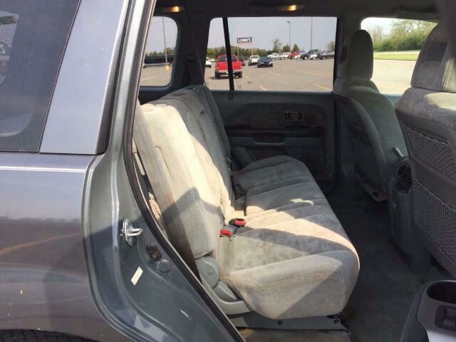 2003 Honda Pilot in Madison, TN 37115 - 1585619 17