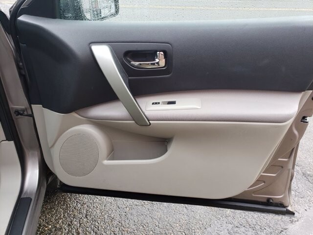 2012 Nissan Rogue in Belleville, NJ 07109-2923 - 1587009 9