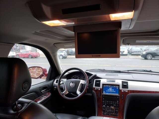 2008 Cadillac Escalade in Belleville, NJ 07109-2923 - 1589277 18