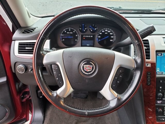 2008 Cadillac Escalade in Belleville, NJ 07109-2923 - 1589277 32
