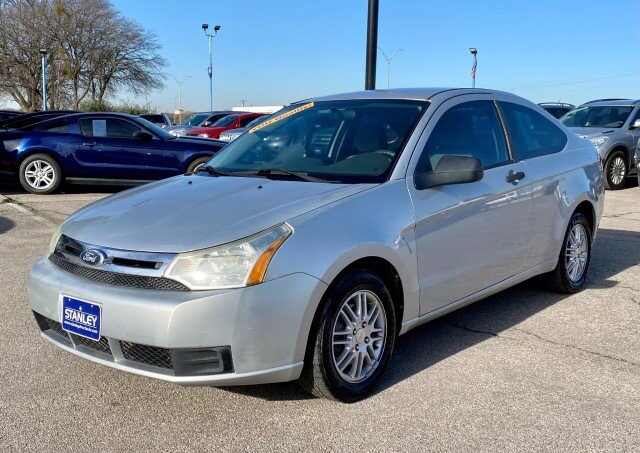 2008 Ford Focus in Mesquite, TX 75150 - 1596180 21